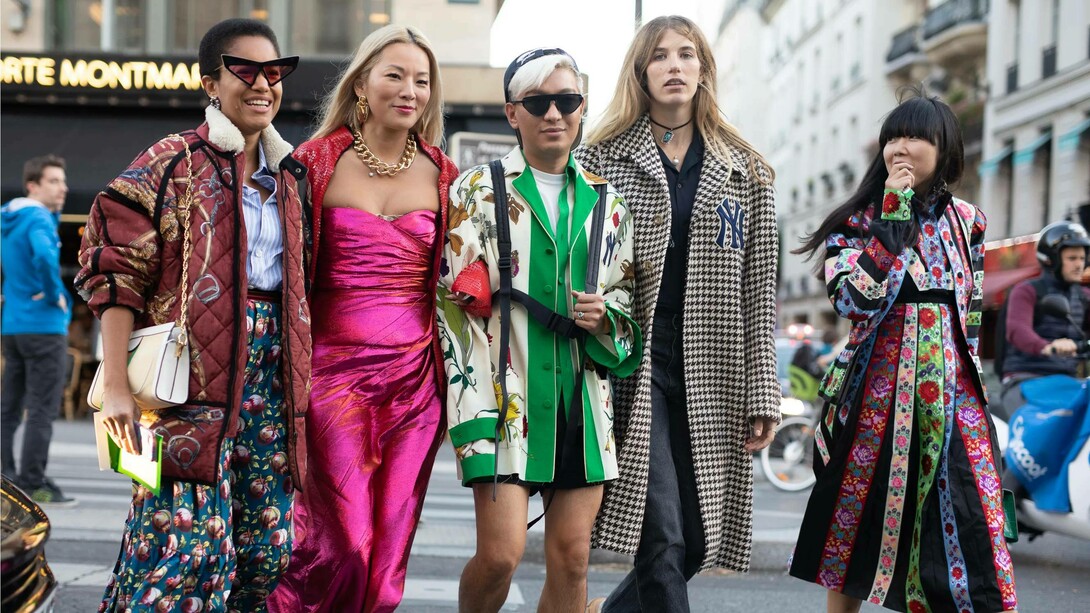 The Influence of Instagram on Shaping Contemporary Fashion Trends