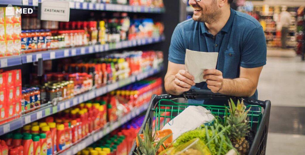 how late is the closest grocery store open